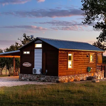 Rockin' R - Morning Star Cabin Fredericksburg Exterior photo