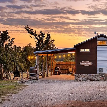 Rockin' R - Morning Star Cabin Fredericksburg Exterior photo