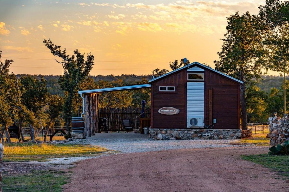 Rockin' R - Morning Star * Fredericksburg